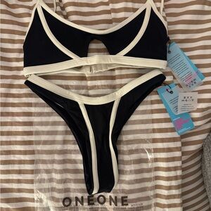 ONEONE Black and White Bikini Set - S